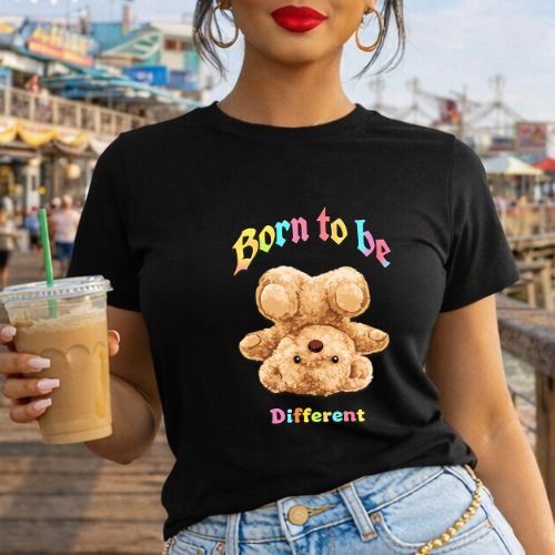 Born to be different Gildan 5.3 0z. T-shirt Teen Girls
